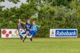 S.K.N.W.K. 2 - FC De Westhoek '20/Z.S.C. '62 3 (comp.) seizoen 2021-2022 (fotoboek 2) (20/36)